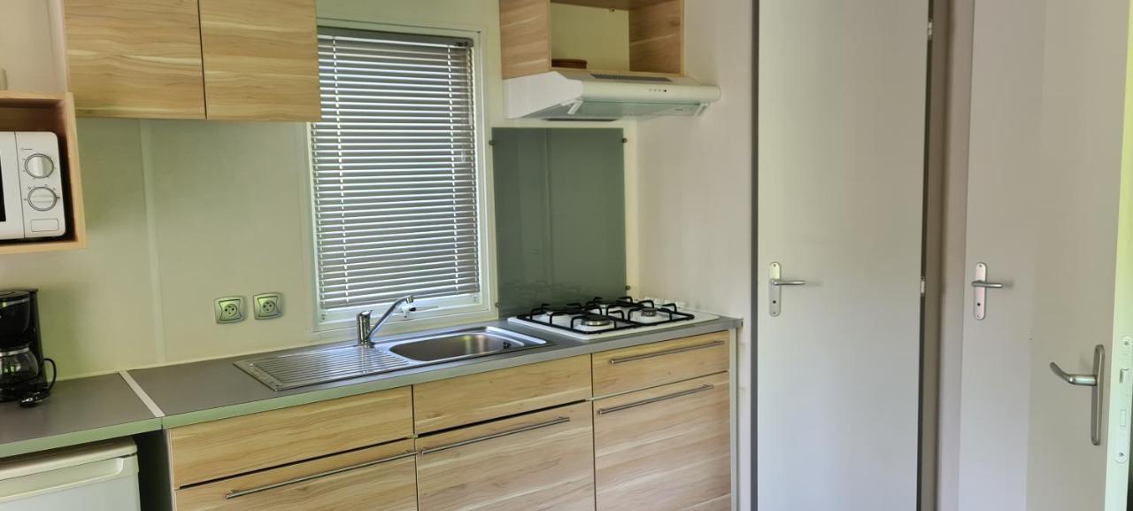 Camping Le Gallo Romain Barbieres Экстерьер фото